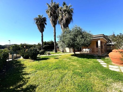 Villa in Tortolì, Provincia di Nuoro