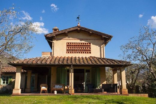 Загородный Дом, Камайоре, Provincia di Lucca