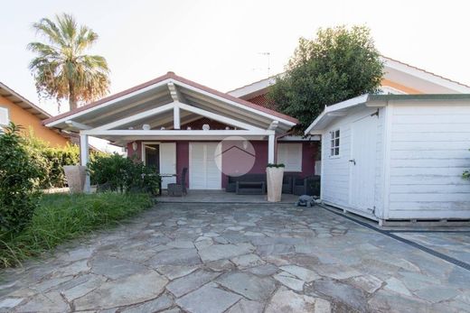Terraced house in Ladispoli, Rome