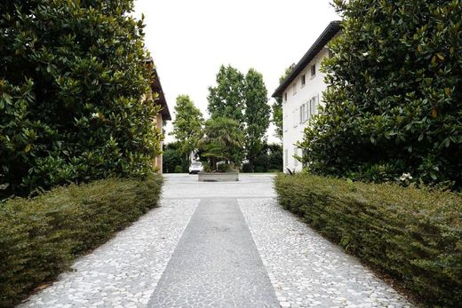 Modena, Provincia di Modenaのヴィラ