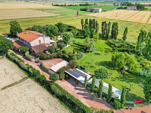 别墅  Cascina, 比萨省