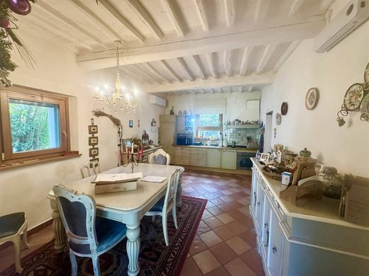 Villa - Castagneto Carducci, Provincia di Livorno