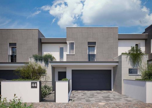 Terraced house in Modena, Provincia di Modena