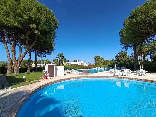 Villa - Valenzano, Bari