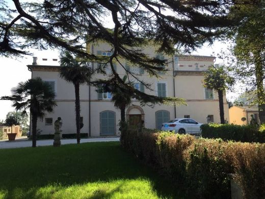 Villa Porto Sant'Elpidio, Fermo ilçesinde