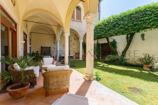 Apartment in Padua, Veneto