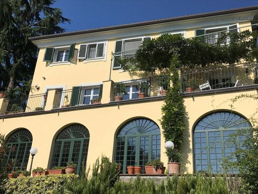 别墅  Pino Torinese, 都灵省