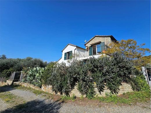 Villa a Diano San Pietro, Imperia