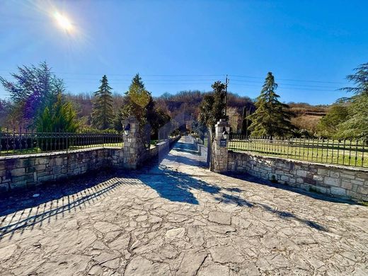 Villa in Campobasso, Provincia di Campobasso