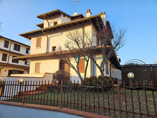 Villa a Vimodrone, Milano