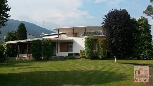 Villa a Maniago, Pordenone