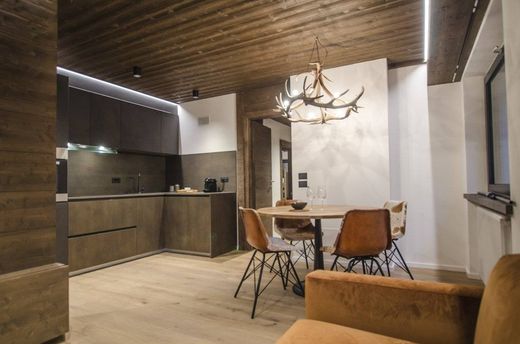 Piso / Apartamento en Cortina d'Ampezzo, Provincia di Belluno