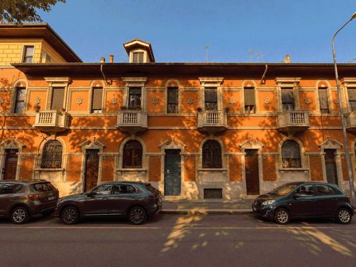 Villetta a Schiera a Milano, Lombardia