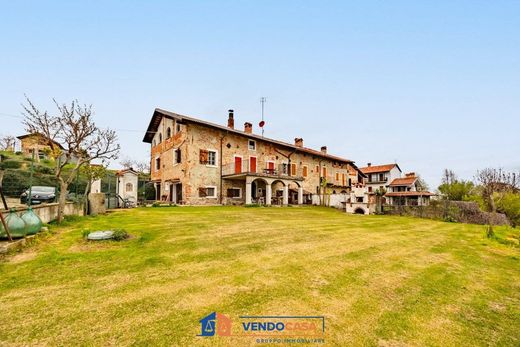 Villa Briaglia, Cuneo ilçesinde