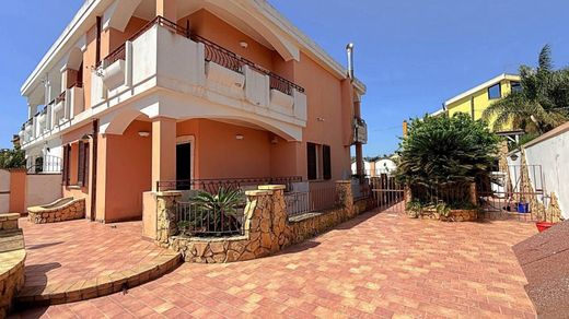 Villa in Quartu Sant'Elena, Provincia di Cagliari