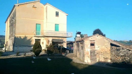 Country House in Bellante, Provincia di Teramo