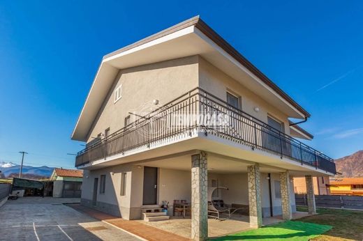 Villa in Rosta, Turin