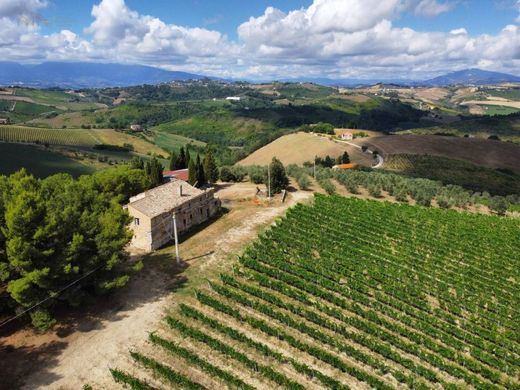 Casa de campo en Acquaviva Picena, Provincia di Ascoli Piceno