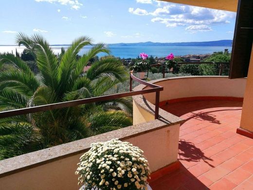 Villa in Lake Bolsena, Provincia di Viterbo