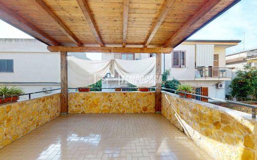 Villa in Lusciano, Provincia di Caserta