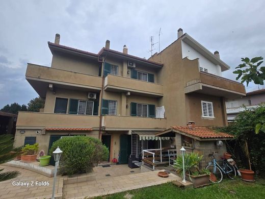 Villa à Rome, Latium