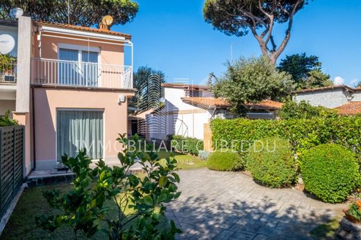 别墅  Fiumicino, 罗马省