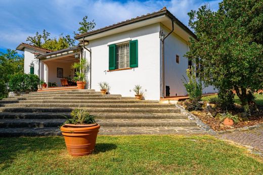 Villa in Serravalle Pistoiese, Provincia di Pistoia