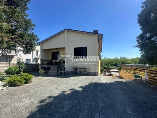 Villa en Barlassina, Provincia di Monza e della Brianza