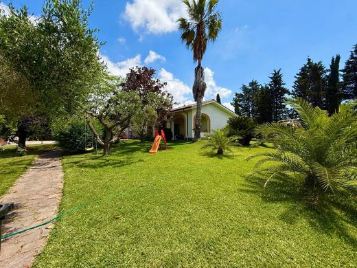 Villa Nettuno, Roma