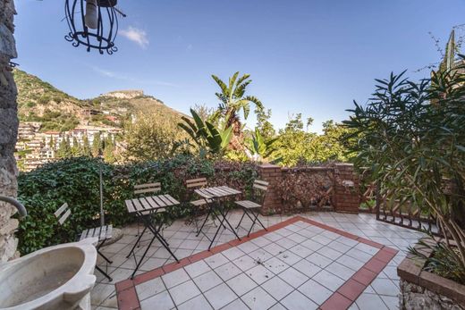 Appartamento a Taormina, Messina