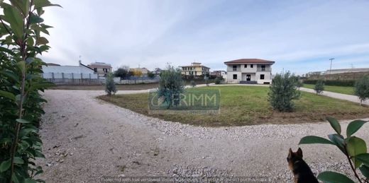 Propriété de campagne à Pomigliano d'Arco, Naples