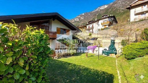 Villa a Ala, Trento