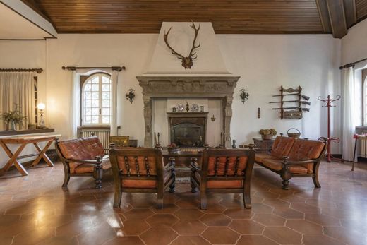 Villa in Casorezzo, Milan