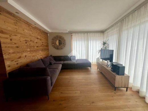 Apartment in Ponte di Legno, Provincia di Brescia