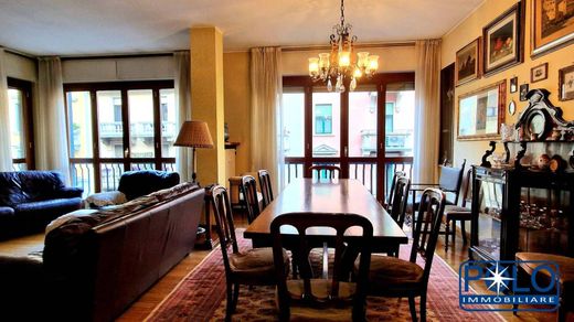 Διαμέρισμα σε Μιλάνο, Città metropolitana di Milano