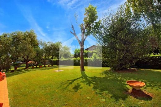 Villa in Lucca, Provincia di Lucca
