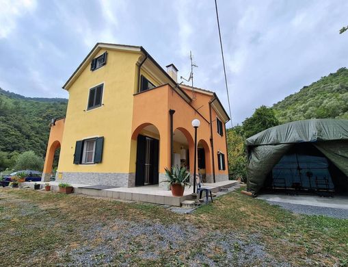 Villa in Zuccarello, Provincia di Savona