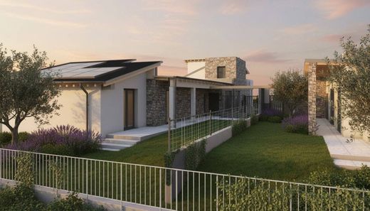 Villa en Lipomo, Provincia di Como