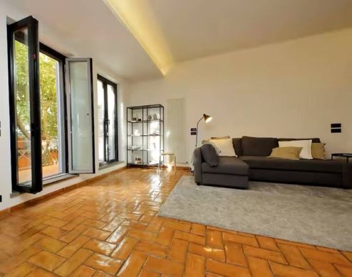 Çatı katı Roma, Lazio bölgesinde