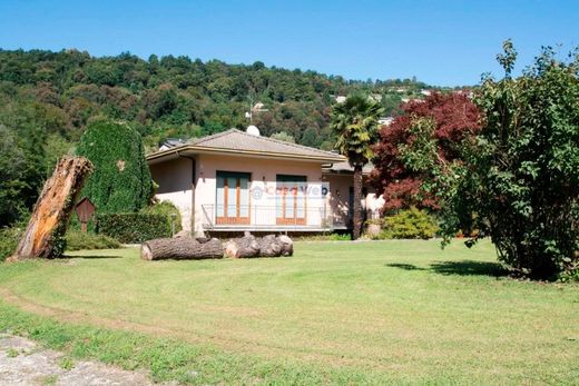 Villa - Cremenaga, Provincia di Varese