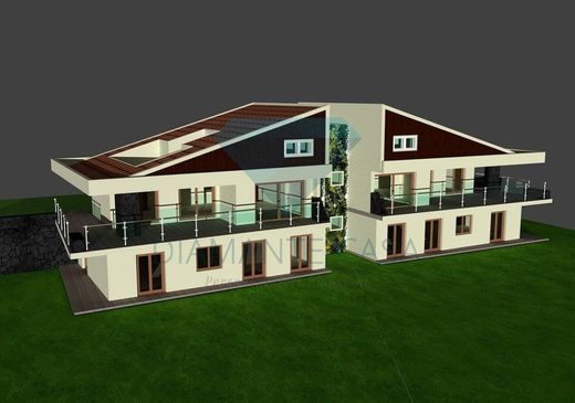 Villa in Sant'Agata Li Battiati, Catania