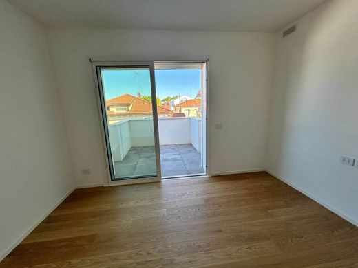 Apartment / Etagenwohnung in Riccione, Provincia di Rimini