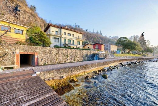 Penthouse à Torri del Benaco, Vérone