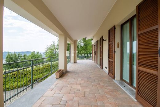 Villa in Ello, Provincia di Lecco