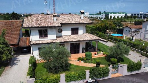Luxury home in Gatteo, Provincia di Forlì-Cesena