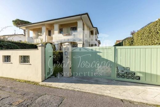 Willa w Forte dei Marmi, Provincia di Lucca