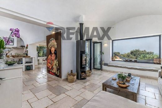 Villa in Carovigno, Provincia di Brindisi