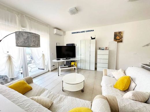 Villa a Terracina, Latina