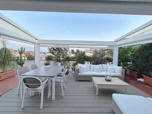 Ρετιρέ σε Ρώμη, Lazio