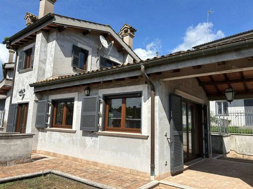 Villa in Sacrofano, Rome